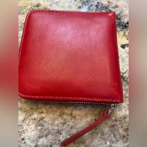 Madewell Essential Zip Wallet in Red - Picture 4 of 9